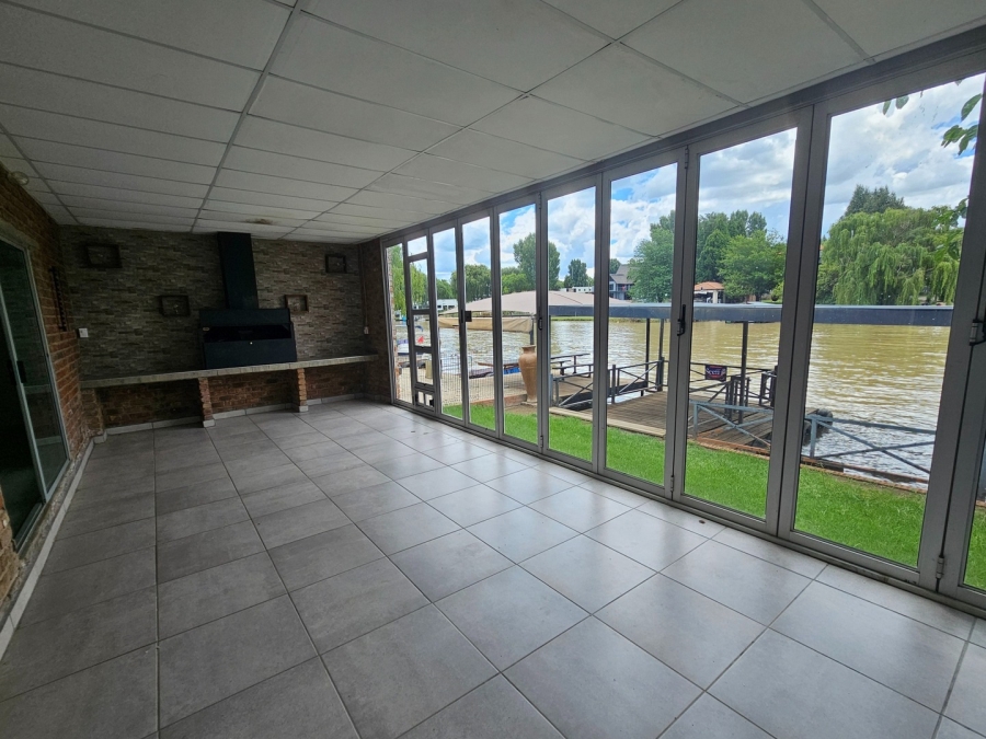 3 Bedroom Property for Sale in Maselspoort Free State